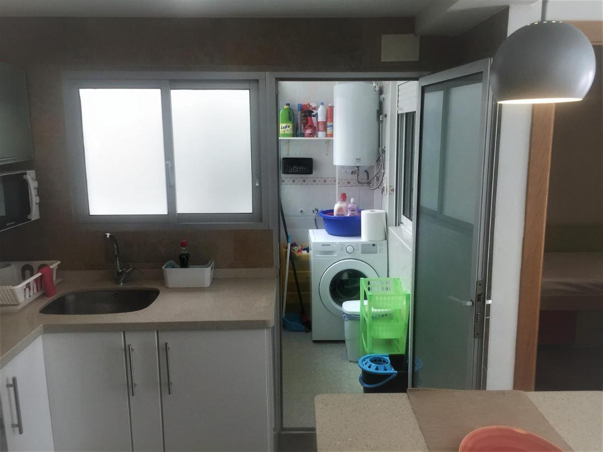 Renovated Apartment Steps Away From The Beach 库列拉 外观 照片